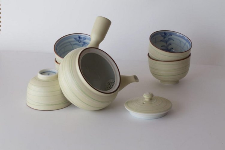Set da tè giapponese Arita Sunahama anni '70-'80 (firmato dall'artista) - teiera 300 ml e 5 ciotoline 100 ml