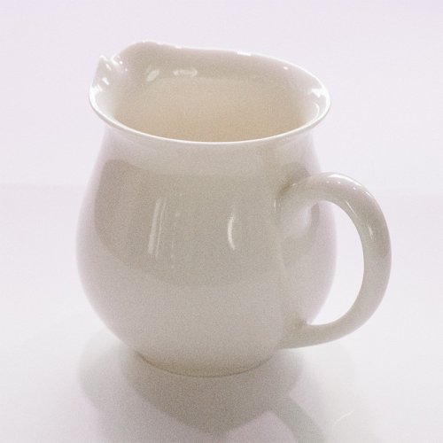 Bílý porcelánový sléváček 200 ml