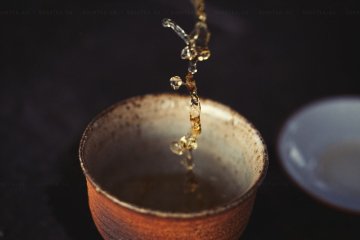 In armonia come il tè e l’acqua