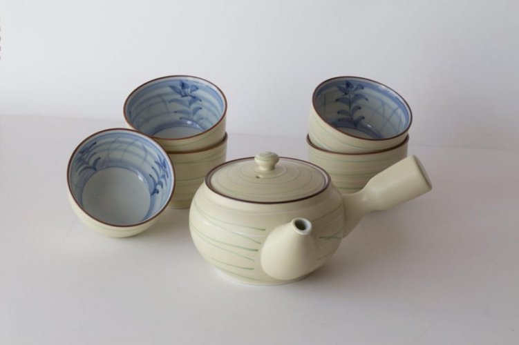 Set da tè giapponese Arita Sunahama anni '70-'80 (firmato dall'artista) - teiera 300 ml e 5 ciotoline 100 ml